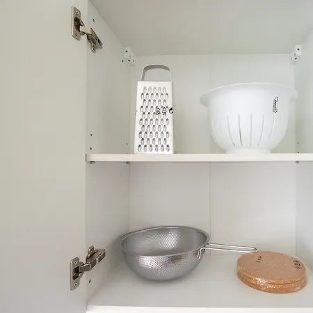 Apartment Tolstov - With 5 - 15 Min Messe Dus & 10 Min Old Town Dus