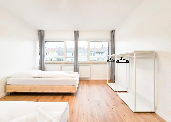 Appartamento Tolstov - With 5 - 15 Min Messe Dus & 10 Min Old Town Dus *