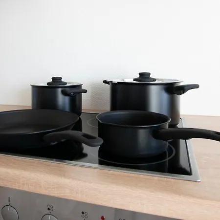 Apartament Tolstov - With 5 - 15 Min Messe Dus & 10 Min Old Town Dus *